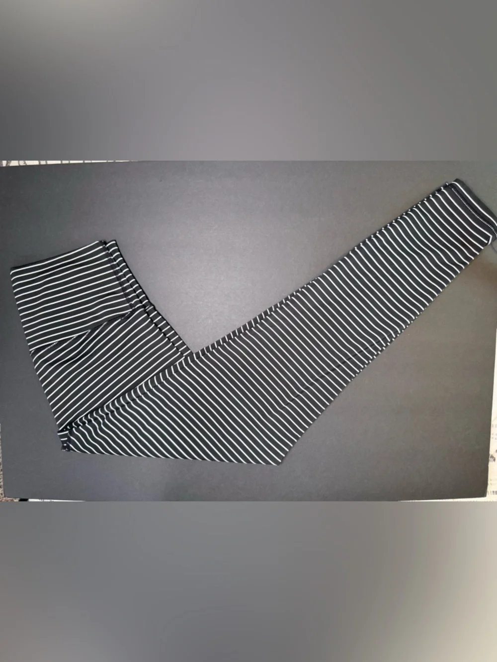 DYI Define Your Inspiration Black White Striped High Waist Leggings Large - Picture 2 of 4